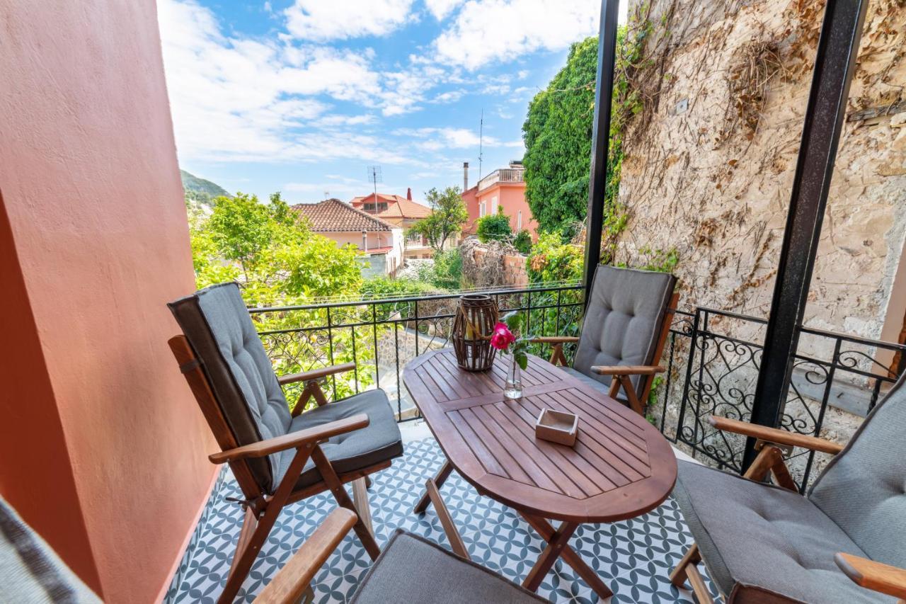 Bella Vasilica Luxury Apartments Parga Dış mekan fotoğraf