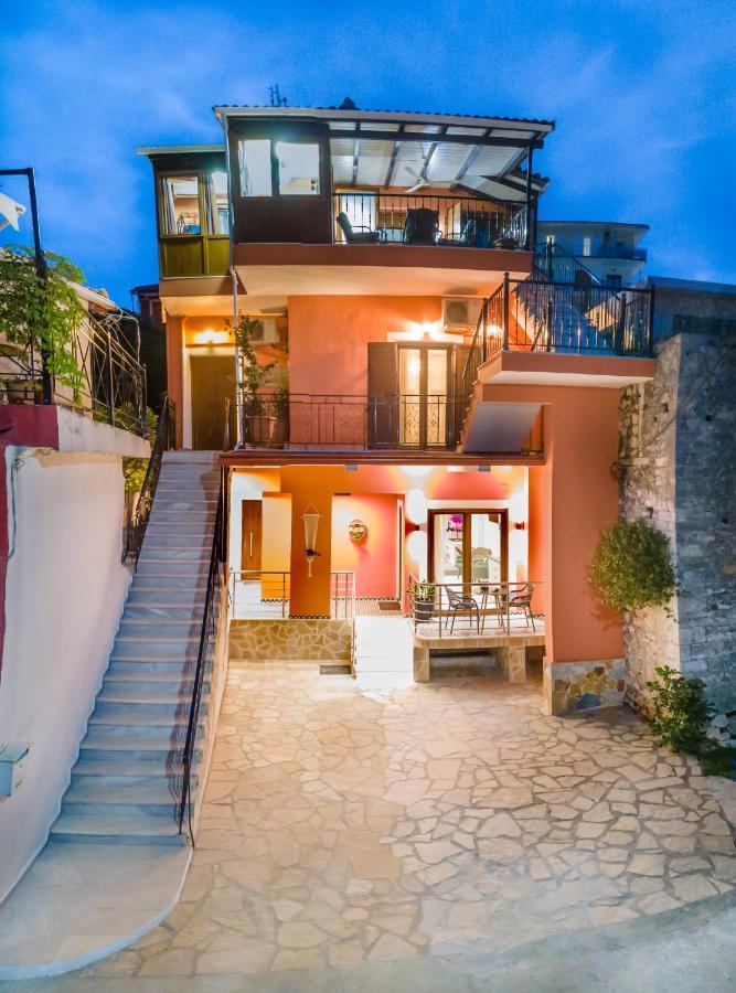 Bella Vasilica Luxury Apartments Parga Dış mekan fotoğraf